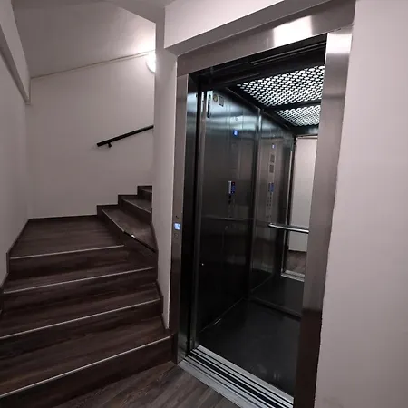 Alexandar Square Apartment Skopje
